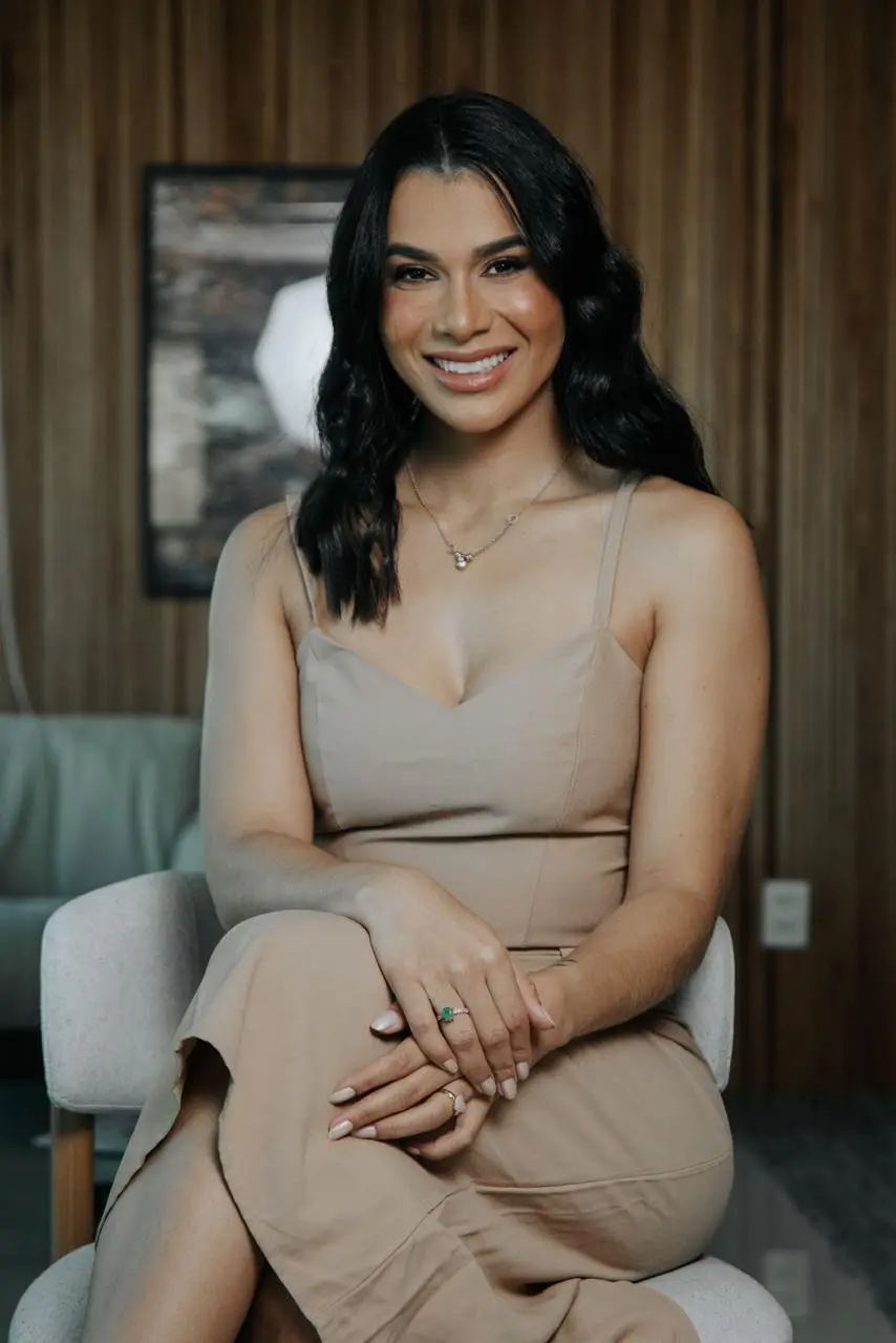 Dra. Denise Matos — Harmonização corporal